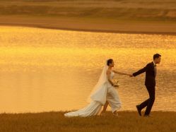 -AOROA·奥洛拉婚纱摄影·旅拍·礼服