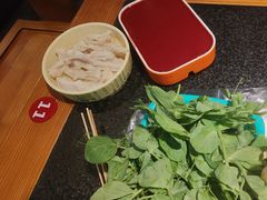 -两三事小郡肝串串香火锅(桂庙店)