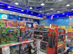 -TOYSRUS玩具反斗城(重庆来福士店)