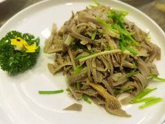 芫爆散丹-烤肉宛饭庄(北新桥店)