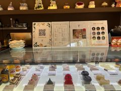 -Fridi Patisserie Cafe