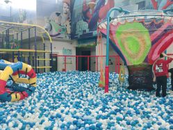 -爱丽丝奇幻乐园