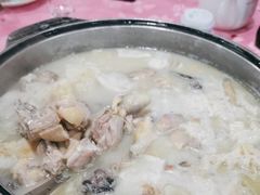 -侠成水上农庄(工业大道店)