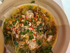 -鸣记脆皮烤鱼·海鲜烤鱼(三八广场店)