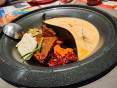 -生活如沸·顺德水牛奶火锅(大学路店)