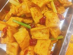 小炒臭豆腐-满盆红龙虾(开发区店)