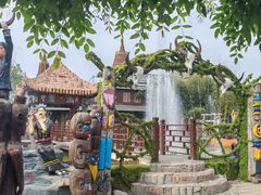 -呀路古热带植物园