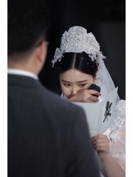 -MECCI婚礼摄影跟拍(红东方广场店)