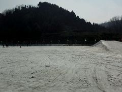 -玉龙滑雪场