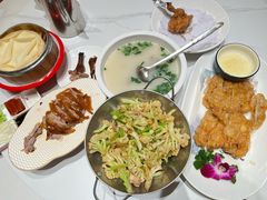 -梅利汴京烤鸭•开封豫菜地标店(东大街店)