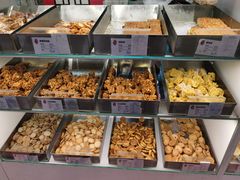 -上海哈尔滨食品厂(合生汇店)