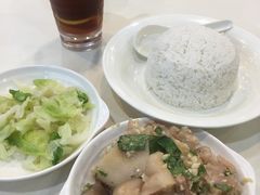 沙姜猪手饭-旺角宝港式茶餐厅(寮步店)