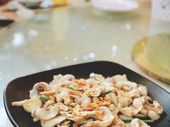 果仁炒生鱼片-禄源公·老莞诚饭店