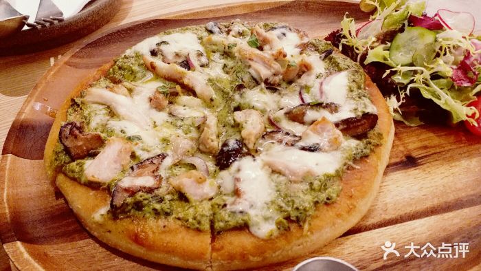 ocean grounds(来福士广场店)-蘑菇鸡肉披萨-菜-蘑菇鸡肉披萨图片-上