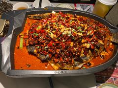 -江边城外烤全鱼(世茂广场店)