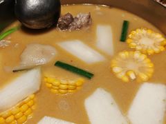 -肥仔文澳门猪骨煲(南京西路店)