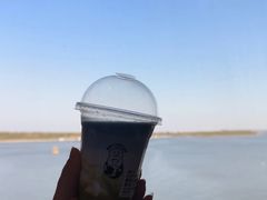 -抱抱地球咖啡馆(国家海洋博物馆店)