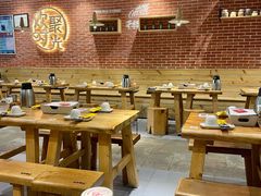 大堂-木屋烧烤(岗顶二店)