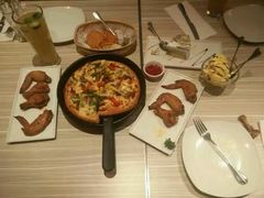-必胜客(环球店)