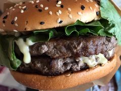 双层北美烧烤风味安格斯厚牛堡-麦当劳(瓦房店世纪广场店)