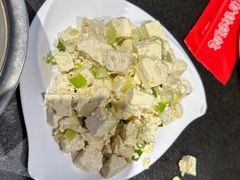 -缘福乡村铁锅炖民宿(八达岭店)