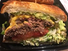 圣塔芭芭拉经典牛肉特堡-The Habit Burger Grill 哈比特汉堡(复兴soho店)