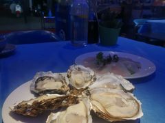 比我手掌还大的生蚝-千岛蚝高压锅生蚝·人参火锅(白云万达店)