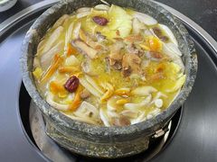 -南渝食府.墨脱石锅松茸鸡