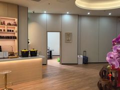 -艾博士·经络·推拿·正骨(湖景花园店)