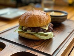 双层焦香和牛芝士汉堡-盐说Salt Talk北美风味西餐厅(海上世界店)