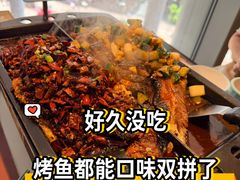 -江边城外烤全鱼(世茂广场店)