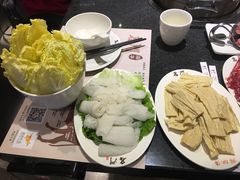 -名门潮牛·鲜牛肉海鲜火锅.烧烤自助餐厅(诚丰广场店)