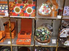 零售区-VENCHI 闻绮(北京国贸商城店)