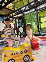 -MELAND CLUB•花园城堡主题亲子乐园•派对•餐厅(广州乐峰广场旗舰店)