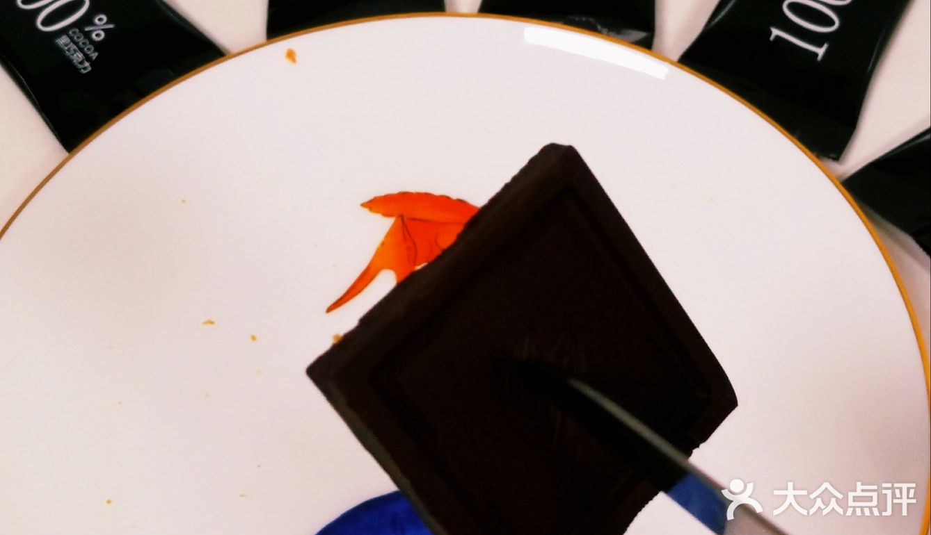 轻脂又减肥的黑巧，你get到了吗？🍫