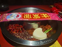 -谭鸭血老火锅(龙湖宝山天街店)