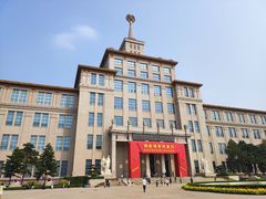 -军事博物馆(地铁站)