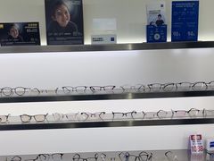 -视野联行眼镜·蔡司·尼康战略合作店(城西银泰店)