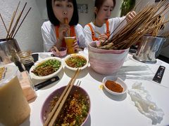 -爱尚吃惑钵钵鸡餐饮店(商业后街店)