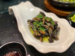 -铜锣湾·有麝自然香(渝北财富中心店)