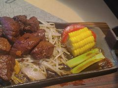 铁锄牛肉-穹六人间 people 6(岳阳路店)