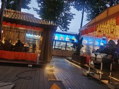 -二荆条·蜀鲜汇城市森林火锅