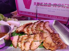 炭烧猪颈肉-新越盏·东南亚料理(捷登都会店)