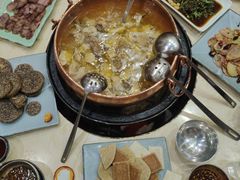 -三锅莊·牦牛肉火锅·香格里拉特色藏餐宴请餐厅(昆明创始店)