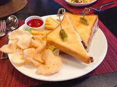 -WOLFGANG PUCK KITCHEN & BAR(迪士尼小镇店)