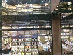 -半山书局(新世纪商城店)