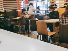 大堂-麦当劳(双榆树店)