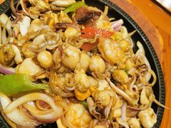 -小船渔村•大连菜•大连焖鱼(黄河路店)