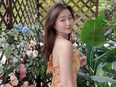 -五一换装自拍馆