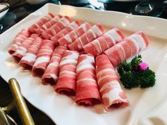 -小天鹅火锅·一线江景洪鼎旗舰店(洪崖洞店)